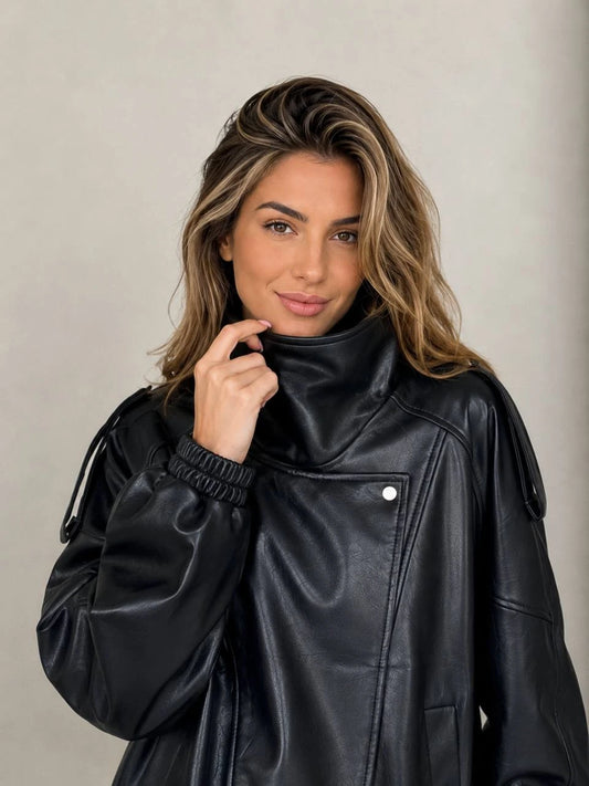 Chaqueta Éclipse. Bomber Oversize de Efecto Piel
